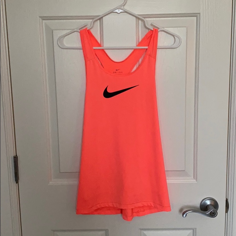 Nike tank